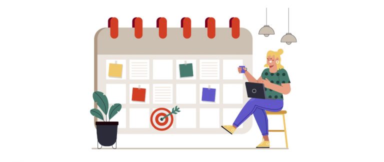 Ilustração de uma mulher com laptop e café ao lado de um grande calendário, representando planejamento e organização de produtos sazonais.